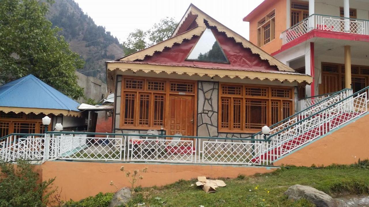 Manila Huts Hotel Naran Bagian luar foto